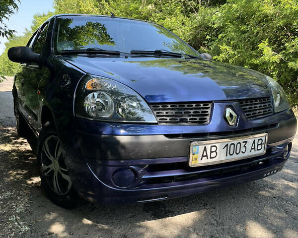 Синий Рено Симбол, объемом двигателя 1.4 л и пробегом 250 тыс. км за 3600 $, фото 1 на Automoto.ua