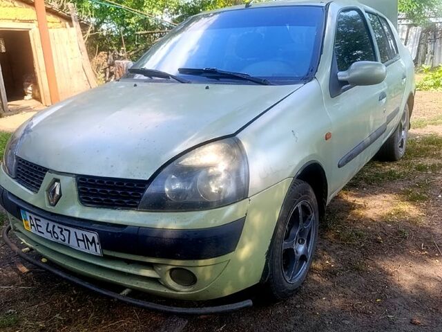 Зеленый Рено Симбол, объемом двигателя 1.4 л и пробегом 336 тыс. км за 1500 $, фото 1 на Automoto.ua