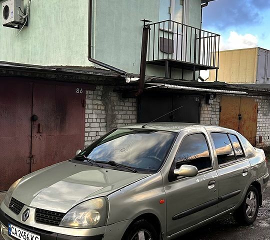 Зелений Рено Сімбол, об'ємом двигуна 1.4 л та пробігом 200 тис. км за 2500 $, фото 1 на Automoto.ua