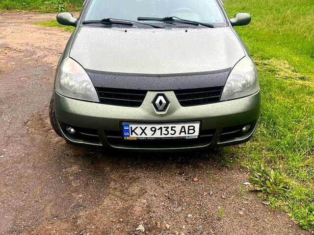 Зелений Рено Сімбол, об'ємом двигуна 1.4 л та пробігом 207 тис. км за 4400 $, фото 1 на Automoto.ua