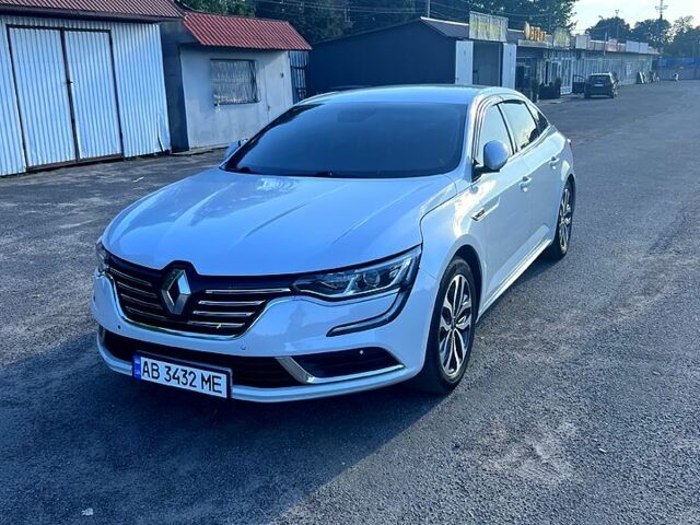 Белый Рено Talisman, объемом двигателя 2 л и пробегом 94 тыс. км за 11800 $, фото 1 на Automoto.ua