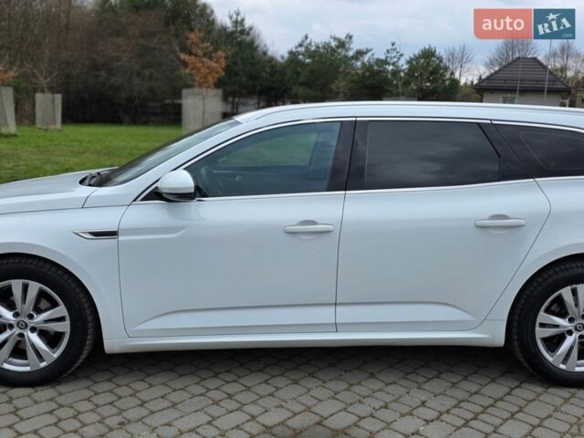 Белый Рено Talisman, объемом двигателя 1.5 л и пробегом 249 тыс. км за 15200 $, фото 1 на Automoto.ua