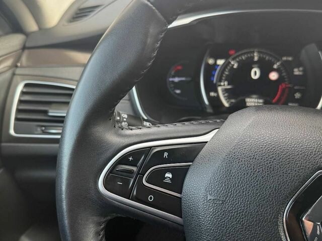 Сірий Рено Talisman, об'ємом двигуна 1.6 л та пробігом 194 тис. км за 12999 $, фото 1 на Automoto.ua