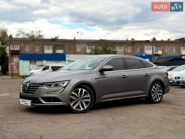 Серый Рено Talisman, объемом двигателя 1.6 л и пробегом 164 тыс. км за 14000 $, фото 1 на Automoto.ua