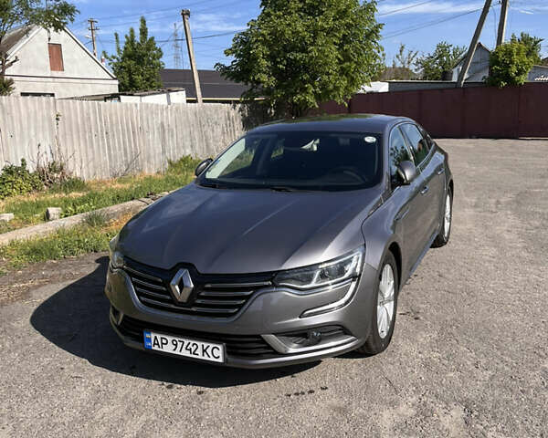 Серый Рено Talisman, объемом двигателя 1.46 л и пробегом 150 тыс. км за 16999 $, фото 1 на Automoto.ua