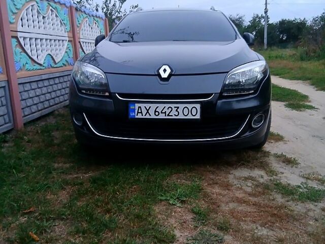 Сірий Рено Talisman, об'ємом двигуна 1.5 л та пробігом 298 тис. км за 10000 $, фото 1 на Automoto.ua