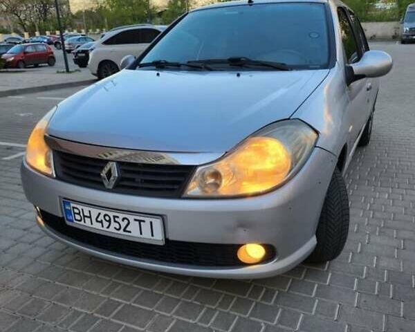 Серый Рено Талия, объемом двигателя 1.1 л и пробегом 203 тыс. км за 3300 $, фото 1 на Automoto.ua