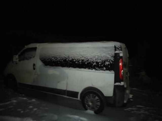 Белый Рено Трафик, объемом двигателя 2 л и пробегом 300 тыс. км за 7000 $, фото 1 на Automoto.ua