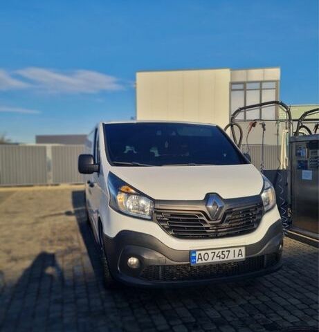 Білий Рено Трафік, об'ємом двигуна 1.6 л та пробігом 160 тис. км за 14069 $, фото 1 на Automoto.ua