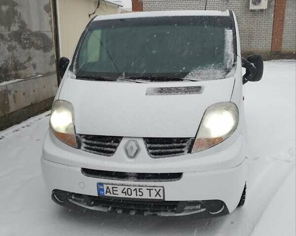 Білий Рено Трафік, об'ємом двигуна 1.9 л та пробігом 416 тис. км за 6500 $, фото 1 на Automoto.ua