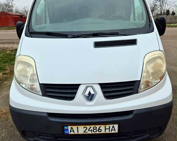 Білий Рено Трафік, об'ємом двигуна 0 л та пробігом 299 тис. км за 11500 $, фото 1 на Automoto.ua