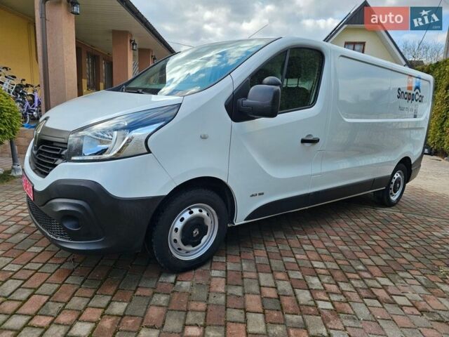 Білий Рено Трафік, об'ємом двигуна 1.6 л та пробігом 236 тис. км за 12500 $, фото 1 на Automoto.ua