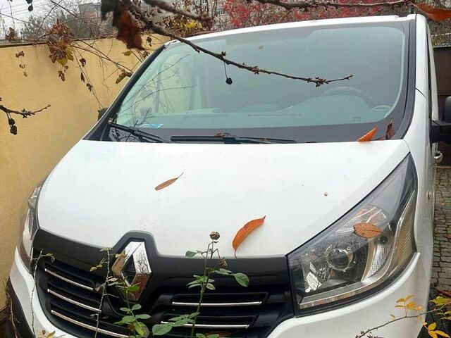 Білий Рено Трафік, об'ємом двигуна 1.6 л та пробігом 148 тис. км за 16000 $, фото 1 на Automoto.ua