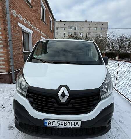 Белый Рено Трафик, объемом двигателя 1.6 л и пробегом 280 тыс. км за 13500 $, фото 1 на Automoto.ua
