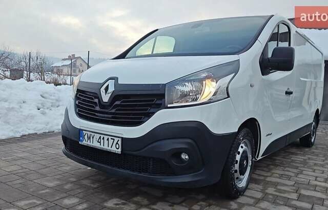 Білий Рено Трафік, об'ємом двигуна 1.6 л та пробігом 238 тис. км за 14000 $, фото 1 на Automoto.ua