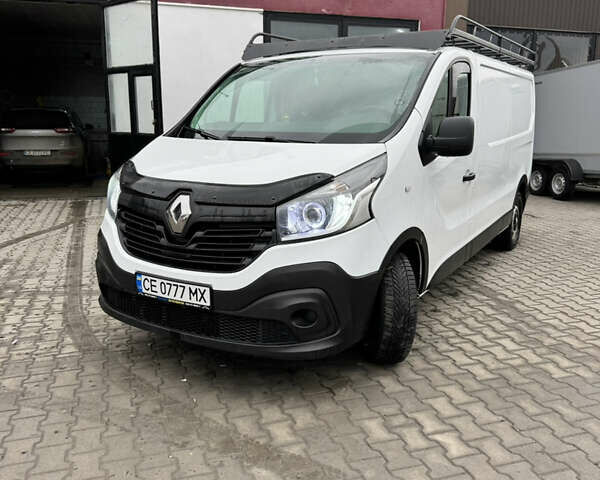 Белый Рено Трафик, объемом двигателя 1.6 л и пробегом 330 тыс. км за 17700 $, фото 1 на Automoto.ua