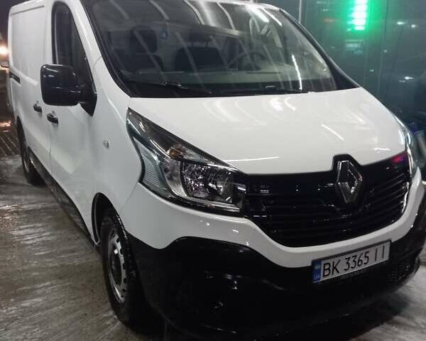 Белый Рено Трафик, объемом двигателя 1.6 л и пробегом 3 тыс. км за 10500 $, фото 1 на Automoto.ua