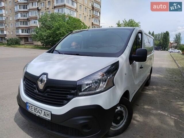 Білий Рено Трафік, об'ємом двигуна 1.6 л та пробігом 208 тис. км за 13500 $, фото 1 на Automoto.ua