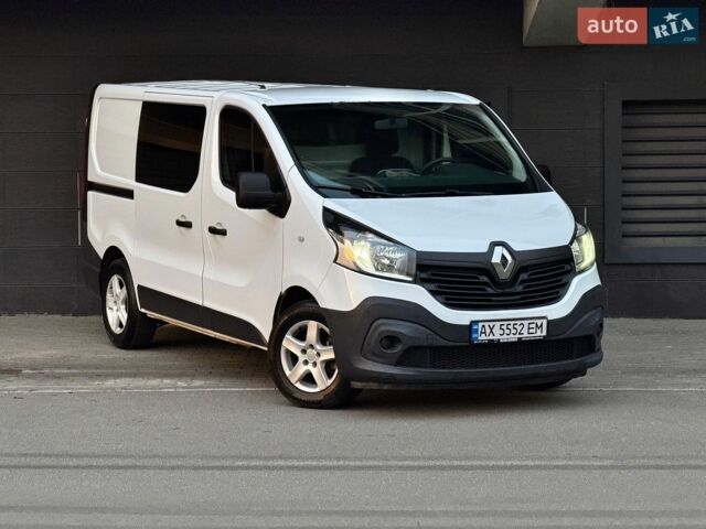 Білий Рено Трафік, об'ємом двигуна 1.6 л та пробігом 258 тис. км за 13500 $, фото 1 на Automoto.ua