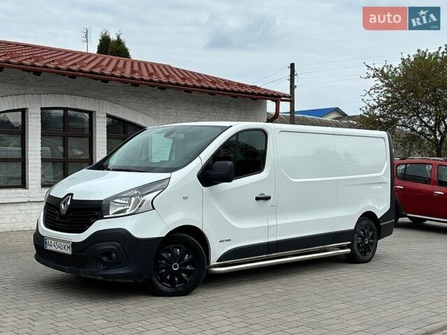 Белый Рено Трафик, объемом двигателя 1.6 л и пробегом 245 тыс. км за 13500 $, фото 1 на Automoto.ua