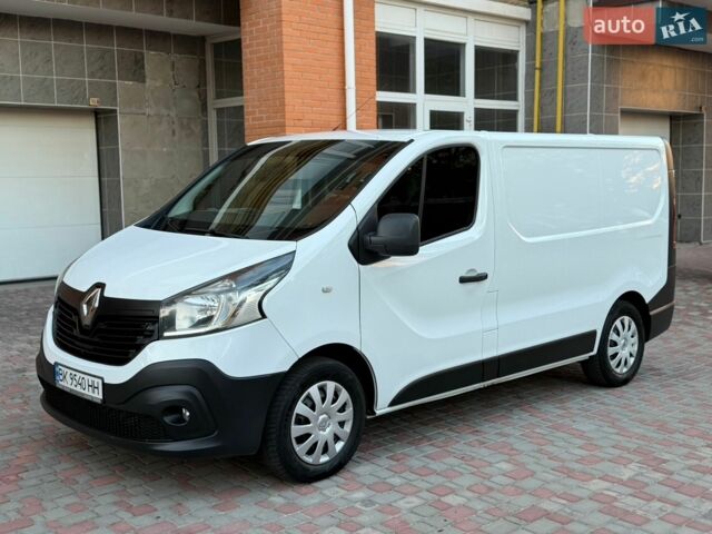 Белый Рено Трафик, объемом двигателя 1.6 л и пробегом 76 тыс. км за 15900 $, фото 1 на Automoto.ua