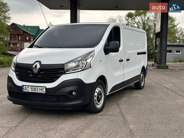 Белый Рено Трафик, объемом двигателя 1.6 л и пробегом 292 тыс. км за 17800 $, фото 1 на Automoto.ua