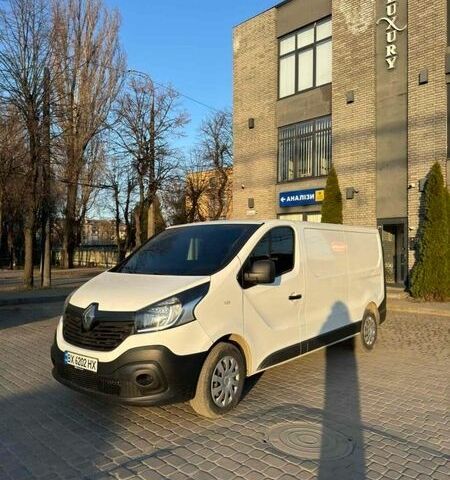 Белый Рено Трафик, объемом двигателя 1.6 л и пробегом 249 тыс. км за 13250 $, фото 1 на Automoto.ua