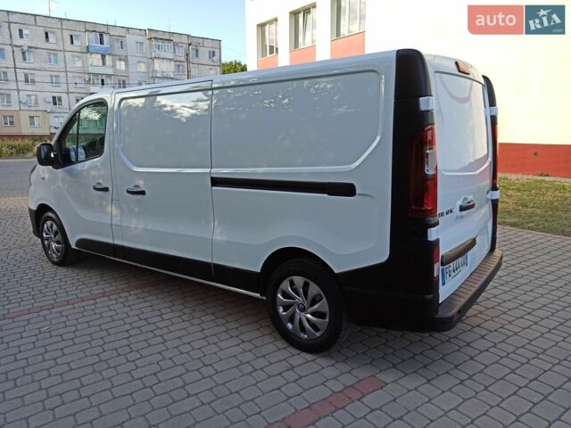 Белый Рено Трафик, объемом двигателя 0 л и пробегом 193 тыс. км за 14700 $, фото 1 на Automoto.ua