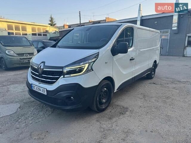 Белый Рено Трафик, объемом двигателя 2 л и пробегом 172 тыс. км за 16500 $, фото 1 на Automoto.ua