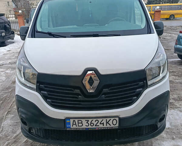 Белый Рено Трафик, объемом двигателя 1.6 л и пробегом 190 тыс. км за 17000 $, фото 1 на Automoto.ua
