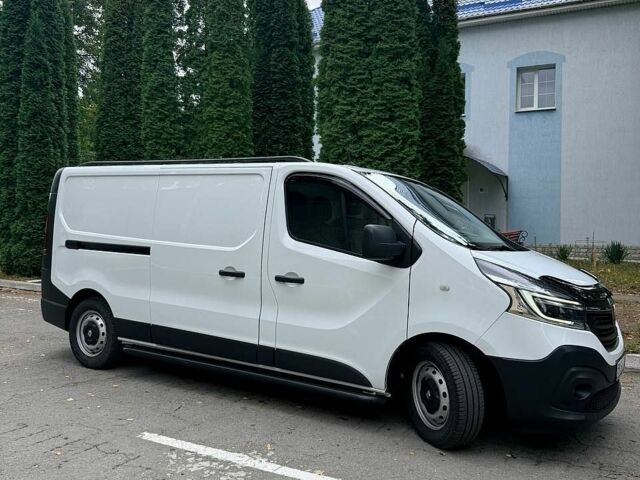 Белый Рено Трафик, объемом двигателя 2 л и пробегом 192 тыс. км за 20999 $, фото 1 на Automoto.ua