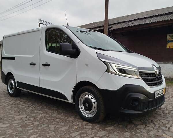 Белый Рено Трафик, объемом двигателя 0 л и пробегом 188 тыс. км за 16000 $, фото 1 на Automoto.ua