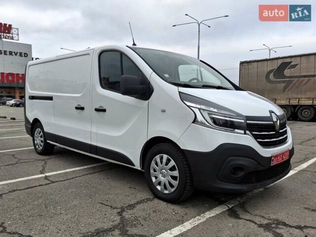 Білий Рено Трафік, об'ємом двигуна 2 л та пробігом 167 тис. км за 18300 $, фото 1 на Automoto.ua