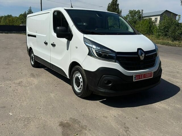 Білий Рено Трафік, об'ємом двигуна 2 л та пробігом 165 тис. км за 19000 $, фото 1 на Automoto.ua