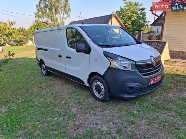 Білий Рено Трафік, об'ємом двигуна 2 л та пробігом 180 тис. км за 16900 $, фото 1 на Automoto.ua