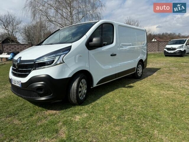 Білий Рено Трафік, об'ємом двигуна 2 л та пробігом 170 тис. км за 18300 $, фото 1 на Automoto.ua