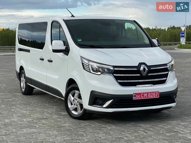 Білий Рено Трафік, об'ємом двигуна 2 л та пробігом 130 тис. км за 25700 $, фото 1 на Automoto.ua