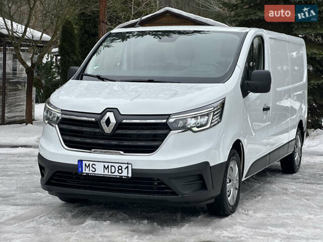 Белый Рено Трафик, объемом двигателя 0 л и пробегом 147 тыс. км за 22200 $, фото 1 на Automoto.ua
