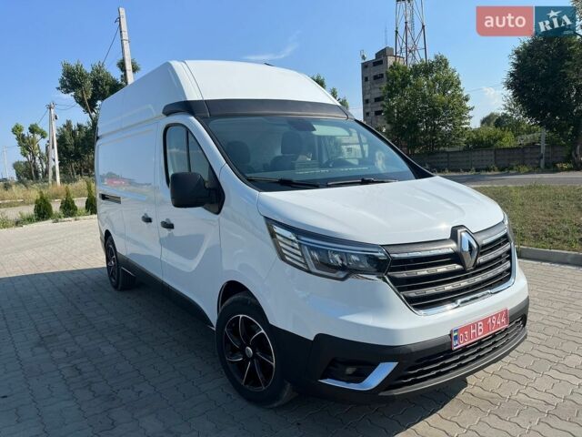 Білий Рено Трафік, об'ємом двигуна 2 л та пробігом 25 тис. км за 26700 $, фото 1 на Automoto.ua