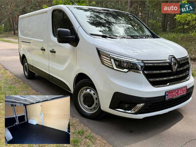 Белый Рено Трафик, объемом двигателя 2 л и пробегом 19 тыс. км за 27800 $, фото 1 на Automoto.ua