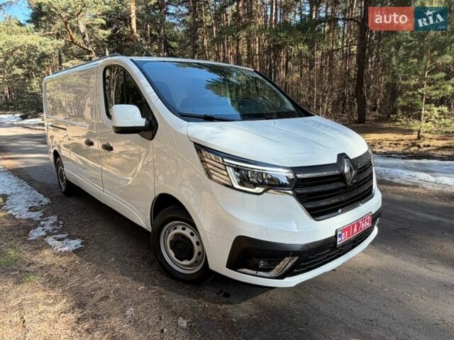 Белый Рено Трафик, объемом двигателя 2 л и пробегом 88 тыс. км за 25800 $, фото 1 на Automoto.ua