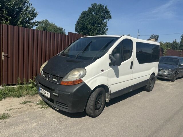 Белый Рено Трафик, объемом двигателя 1.9 л и пробегом 340 тыс. км за 5700 $, фото 1 на Automoto.ua