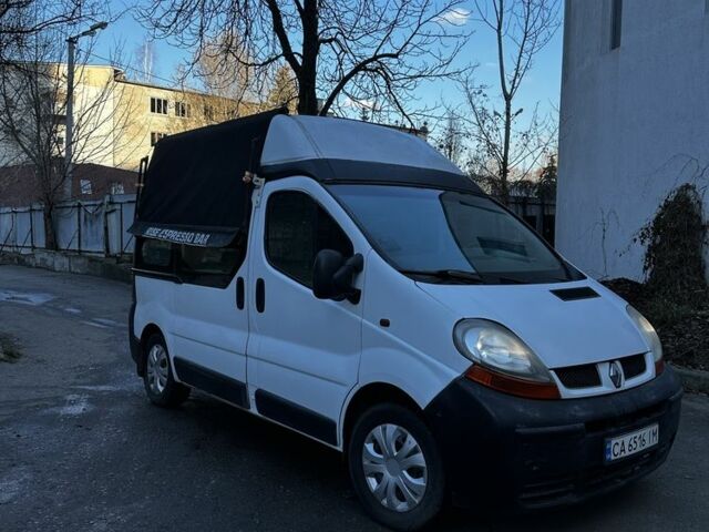Білий Рено Трафік, об'ємом двигуна 1.9 л та пробігом 300 тис. км за 6200 $, фото 1 на Automoto.ua