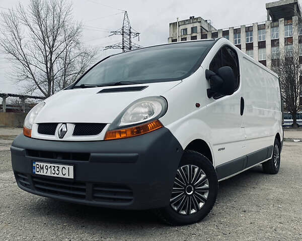 Білий Рено Трафік, об'ємом двигуна 1.9 л та пробігом 370 тис. км за 7000 $, фото 1 на Automoto.ua