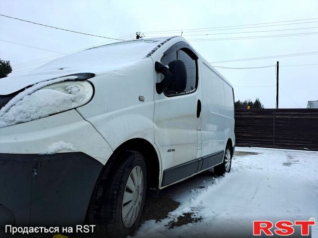 Білий Рено Трафік, об'ємом двигуна 2 л та пробігом 316 тис. км за 8900 $, фото 1 на Automoto.ua
