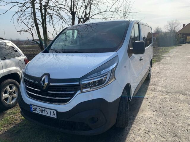 Білий Рено Трафік, об'ємом двигуна 2 л та пробігом 160 тис. км за 23599 $, фото 1 на Automoto.ua