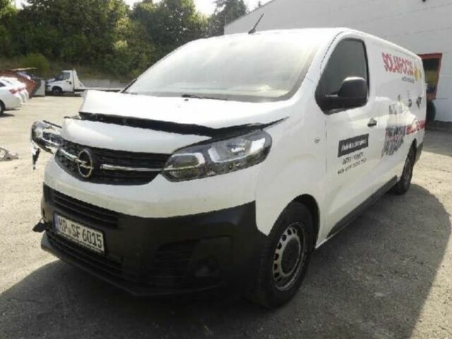 Белый Рено Трафик, объемом двигателя 2 л и пробегом 166 тыс. км за 7500 $, фото 1 на Automoto.ua