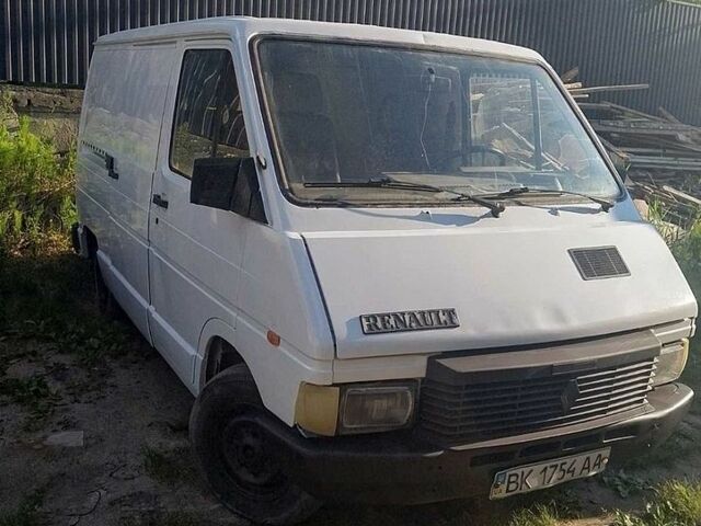 Білий Рено Трафік, об'ємом двигуна 1.7 л та пробігом 290 тис. км за 950 $, фото 1 на Automoto.ua