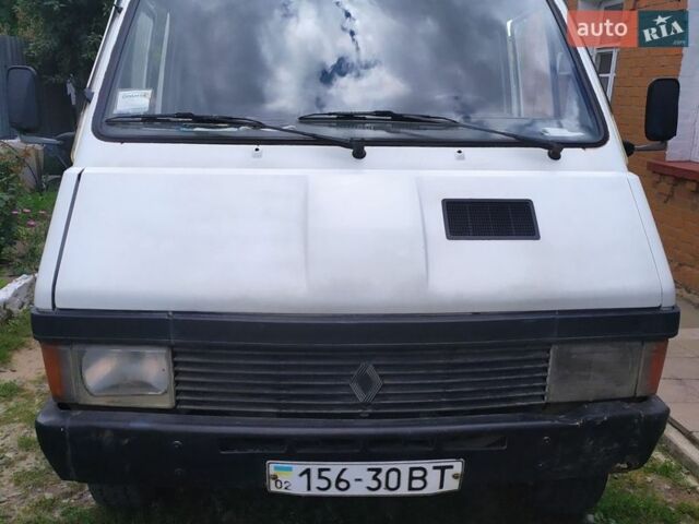 Білий Рено Трафік, об'ємом двигуна 1.4 л та пробігом 50 тис. км за 1000 $, фото 1 на Automoto.ua