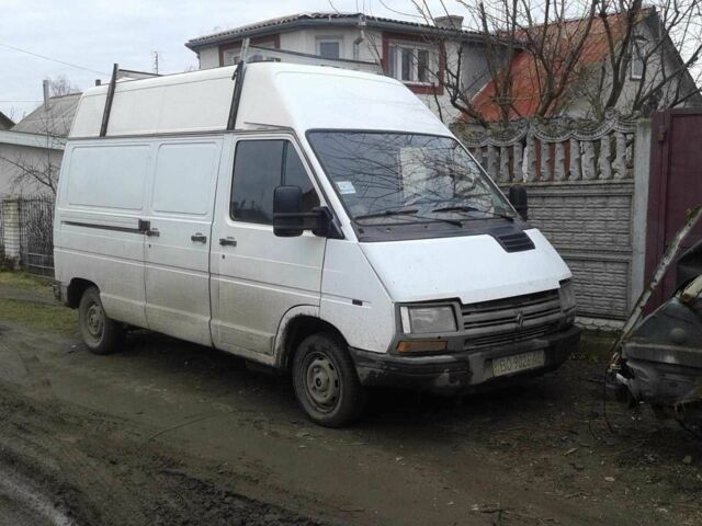 Белый Рено Трафик, объемом двигателя 0 л и пробегом 250 тыс. км за 349 $, фото 1 на Automoto.ua